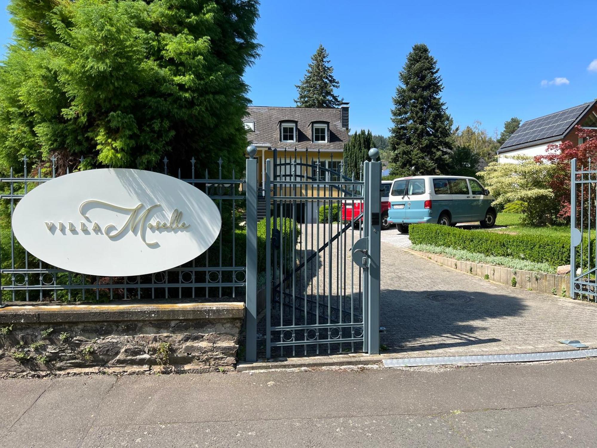 Villa Moselle トラーベン・トラールバッハ エクステリア 写真